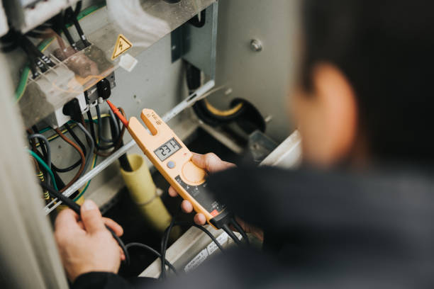 Best Affordable Emergency Electrician  in Saratoga, WY